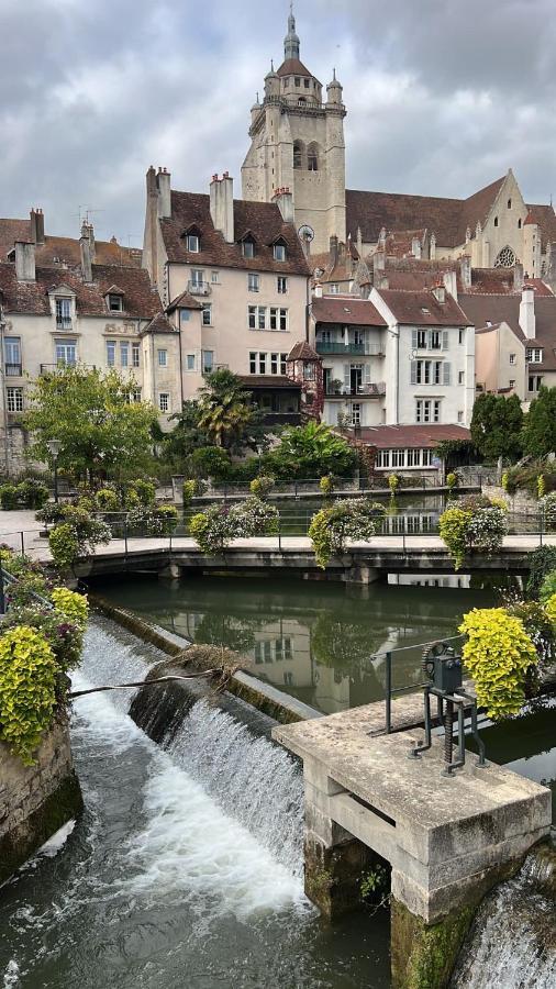 Le Relais De La Gare Hotell Dole Exteriör bild