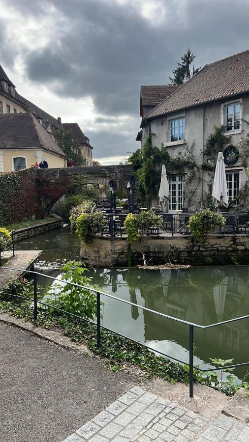 Le Relais De La Gare Hotell Dole Exteriör bild